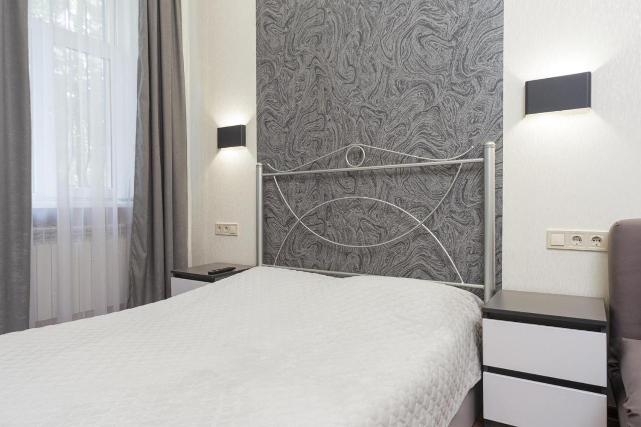 Apartment Zhukovskogo 17 Odessa Ngoại thất bức ảnh