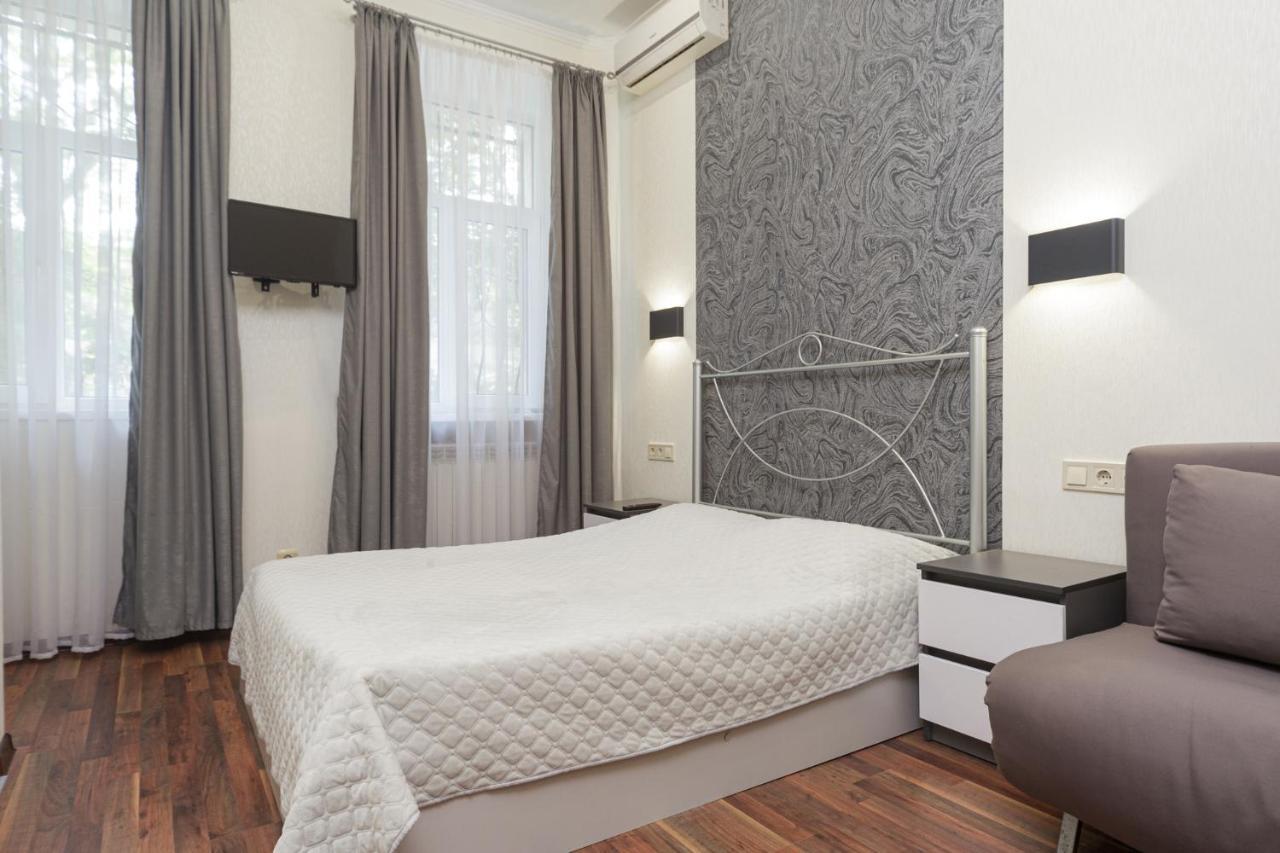 Apartment Zhukovskogo 17 Odessa Ngoại thất bức ảnh